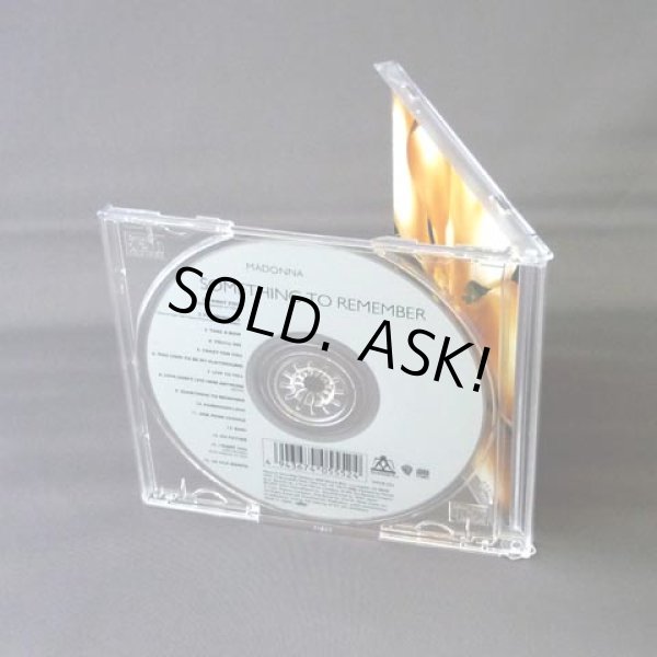 Photo3: MADONNA / SOMETHING TO REMEMBER (Used Japan Jewel Case CD) (3)
